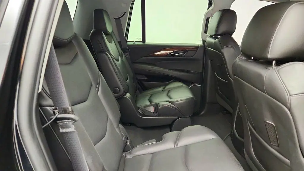 2019 Cadillac Escalade - $36,495