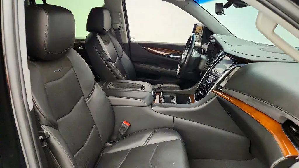 2019 Cadillac Escalade - $36,495
