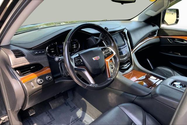 2020 Cadillac Escalade - $24,499