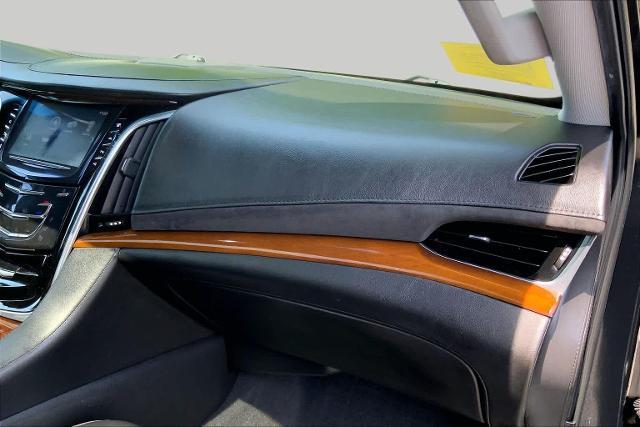 2020 Cadillac Escalade - $24,499
