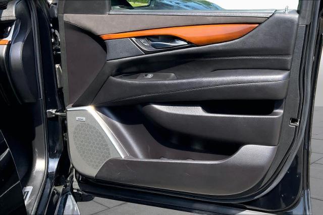 2020 Cadillac Escalade - $24,499
