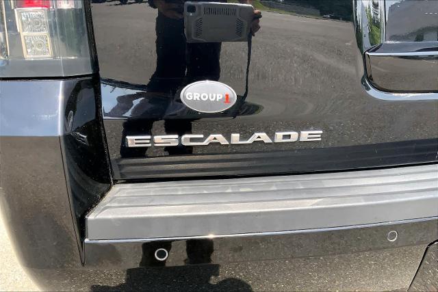 2020 Cadillac Escalade - $24,499
