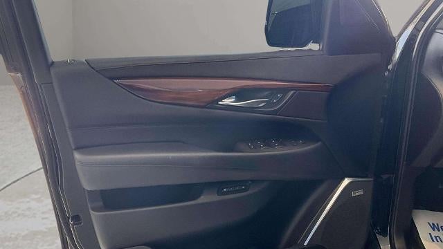 2017 Cadillac Escalade Luxury