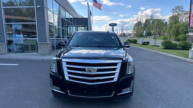 2018 Cadillac Escalade Luxury