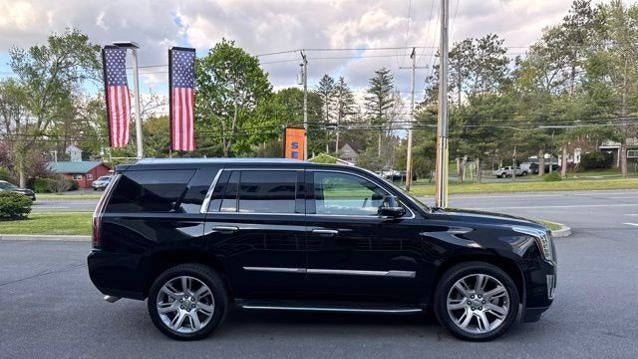 2018 Cadillac Escalade Luxury