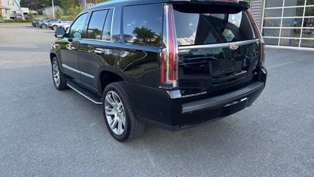 2018 Cadillac Escalade Luxury