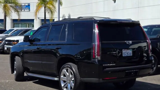 2018 Cadillac Escalade Luxury