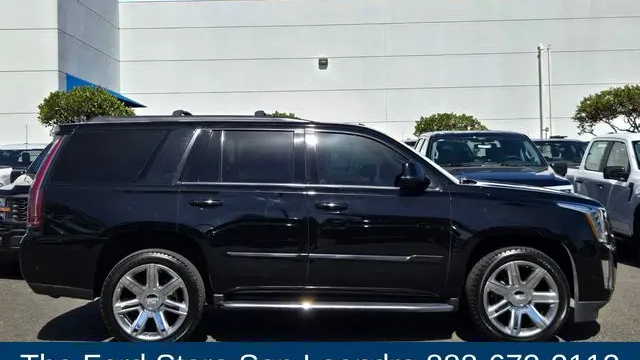 2018 Cadillac Escalade Luxury