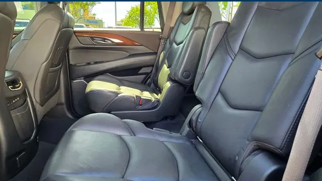 2018 Cadillac Escalade Luxury