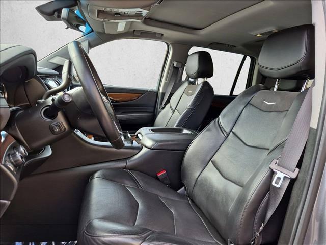 2020 Cadillac Escalade - $34,959