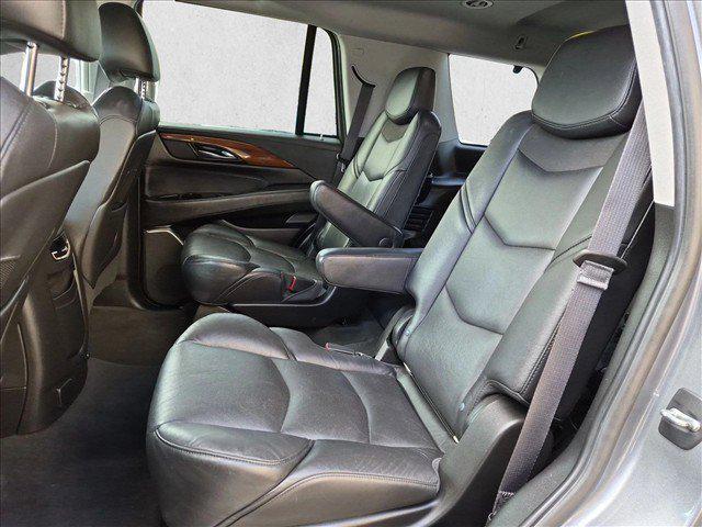 2020 Cadillac Escalade - $34,959