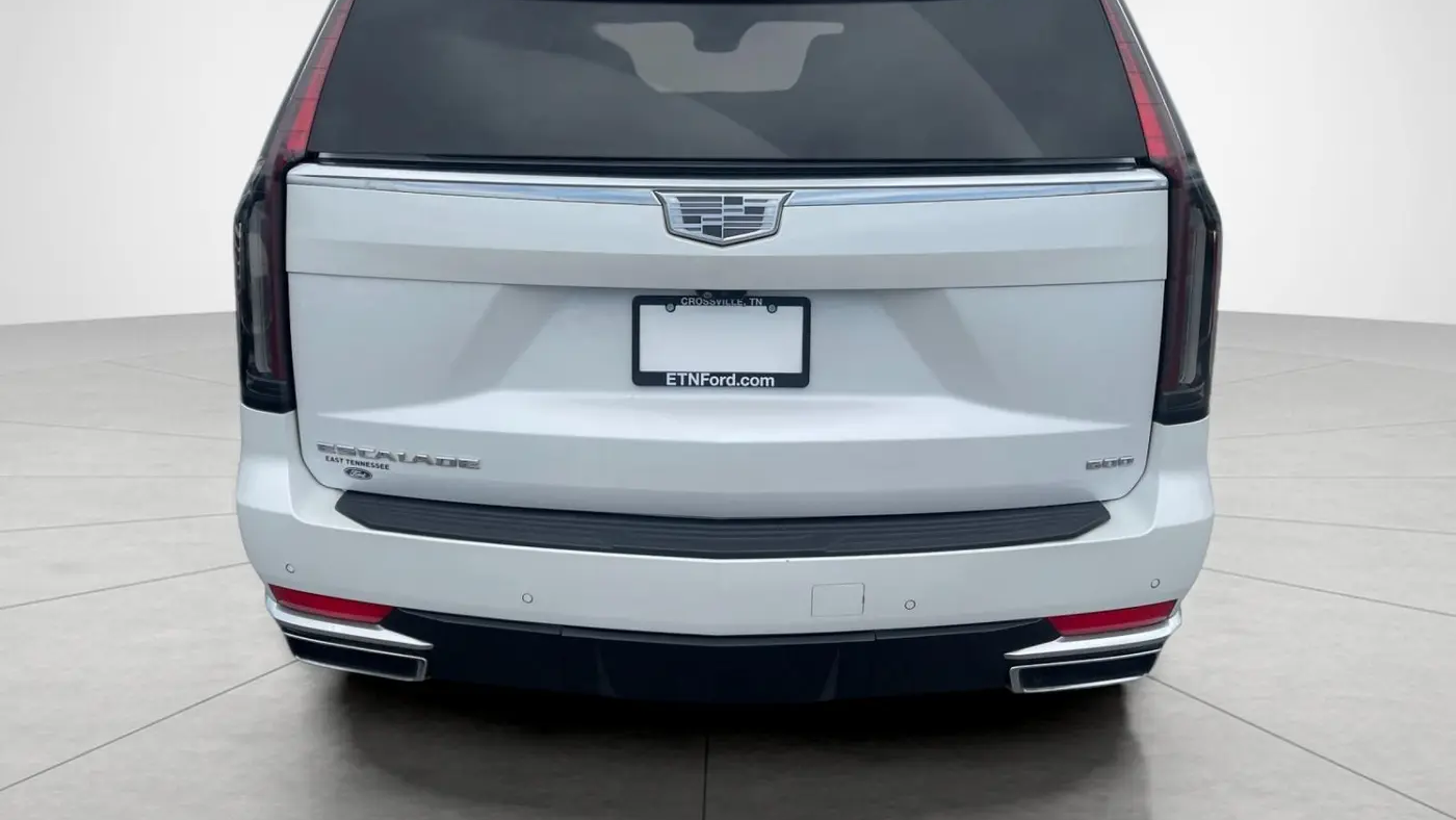 2022 Cadillac Escalade Premium Luxury