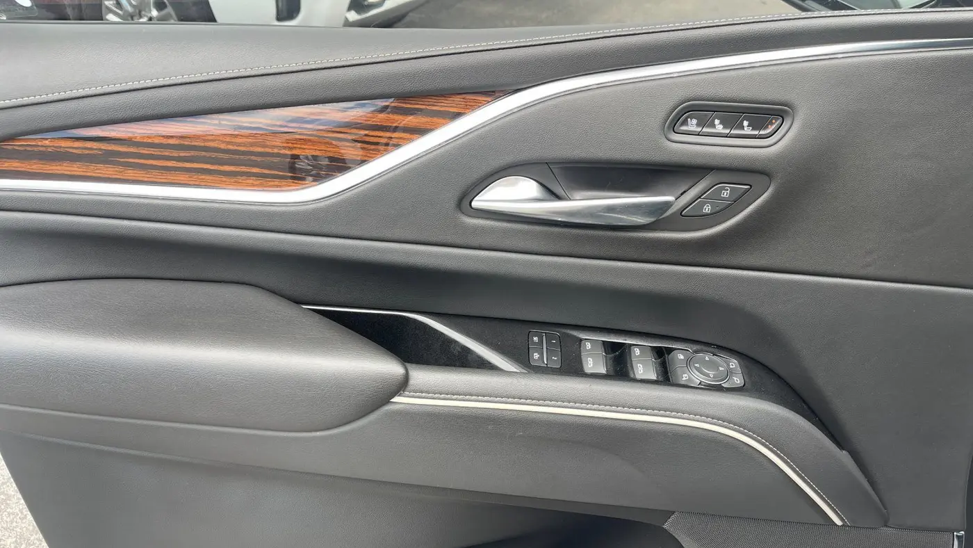 2022 Cadillac Escalade Premium Luxury