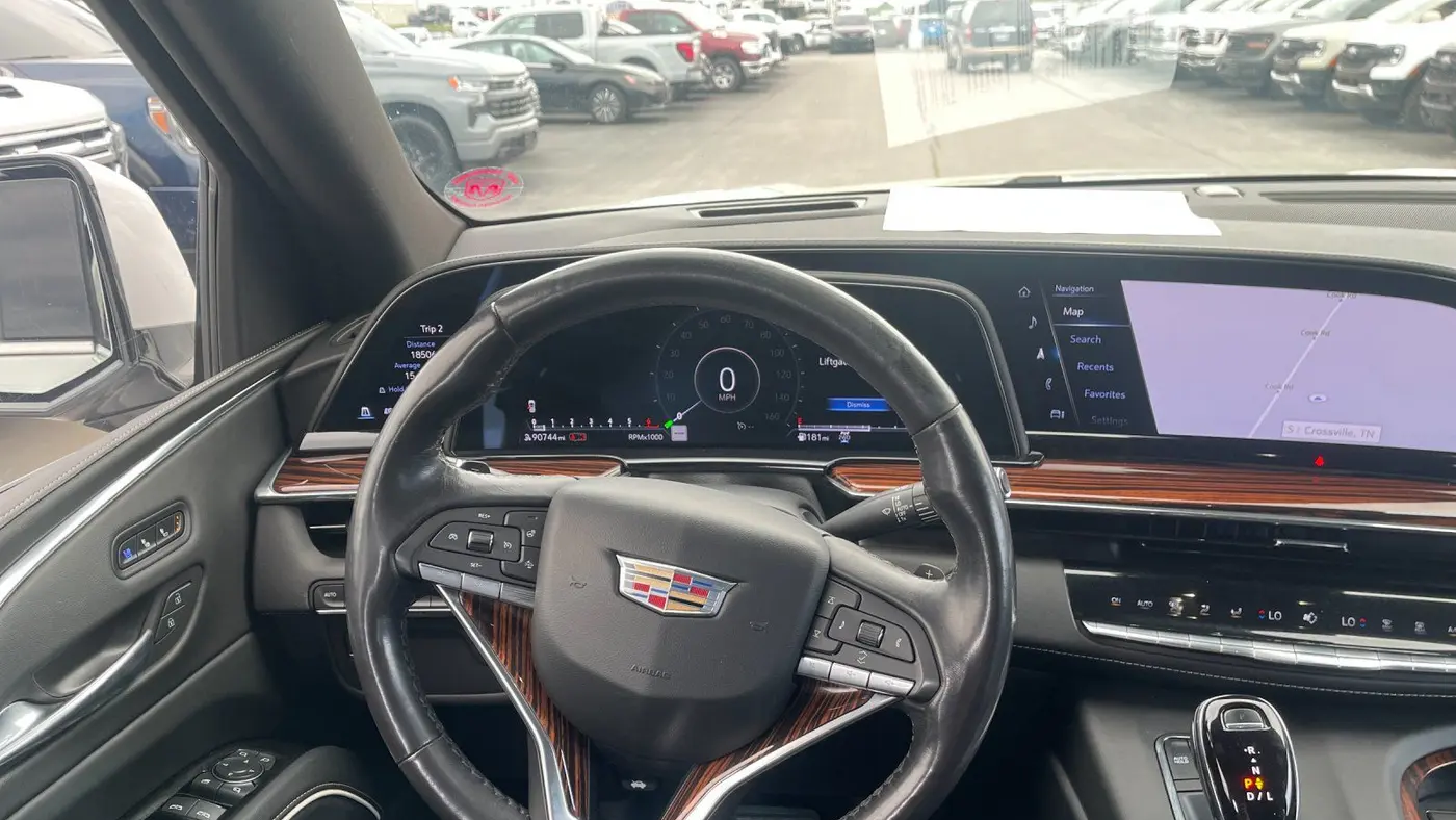 2022 Cadillac Escalade Premium Luxury