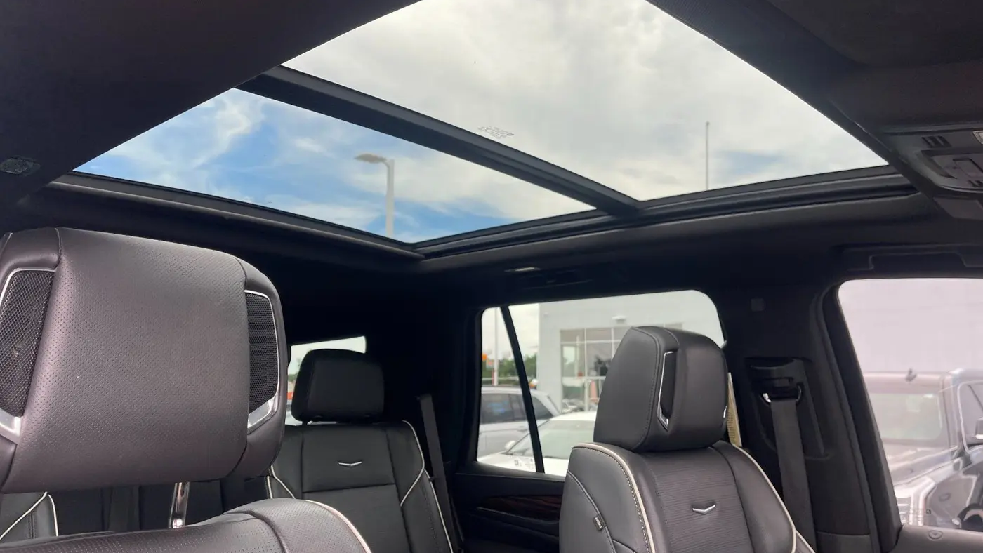 2022 Cadillac Escalade Premium Luxury