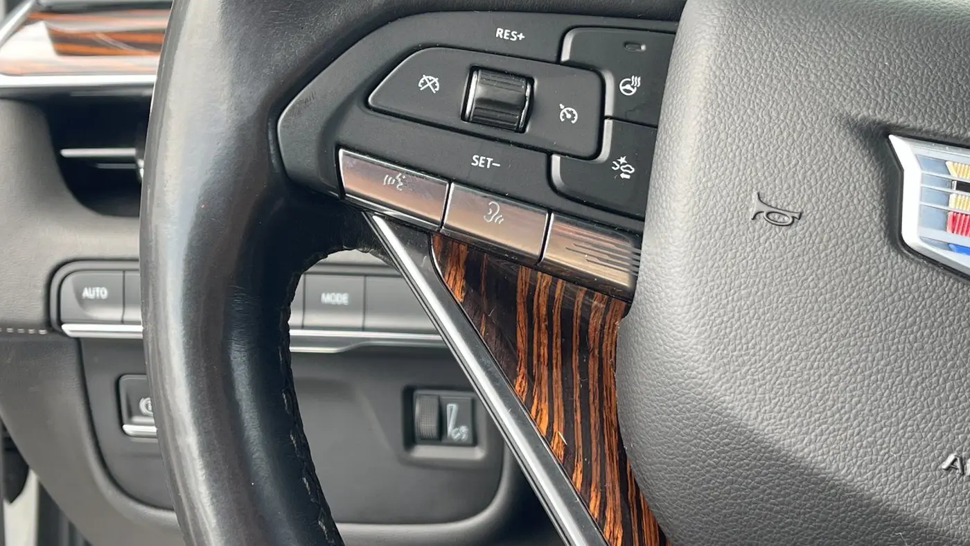2022 Cadillac Escalade Premium Luxury