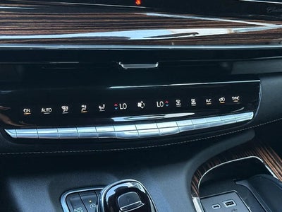 2022 Cadillac Escalade 4X4 Premium Luxury 4DR SUV