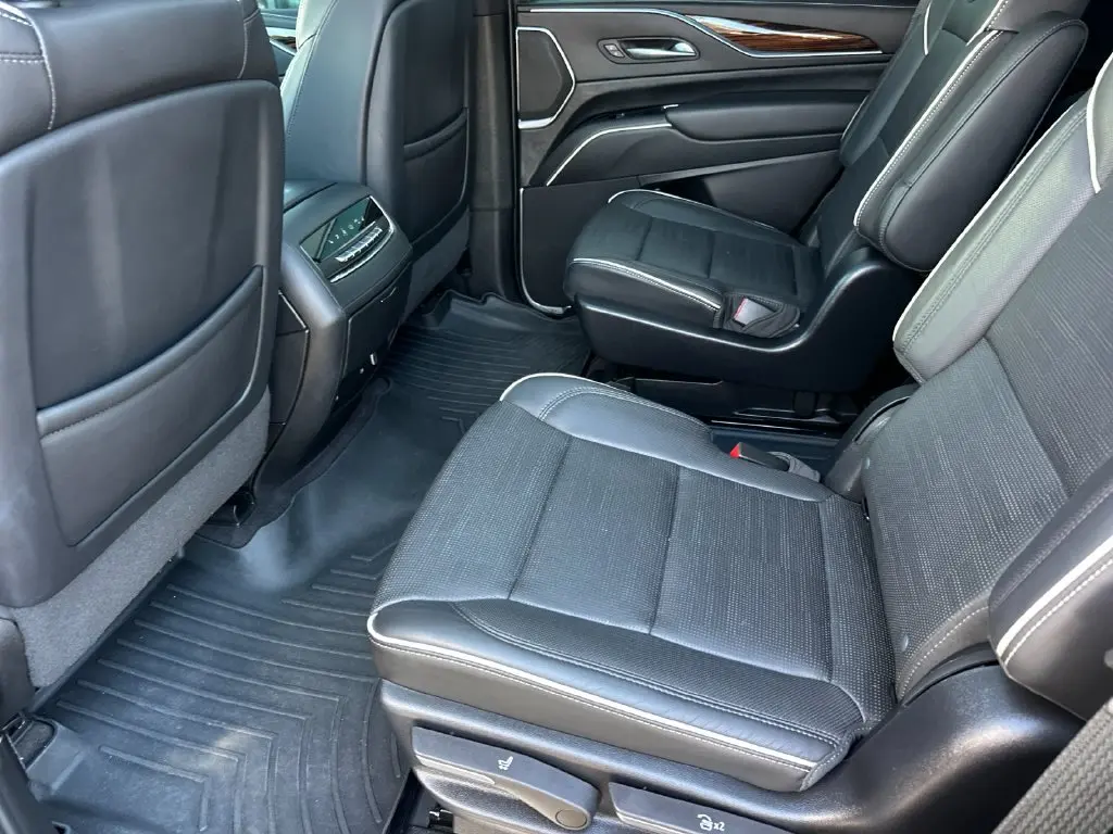 2022 Cadillac Escalade - $61,760