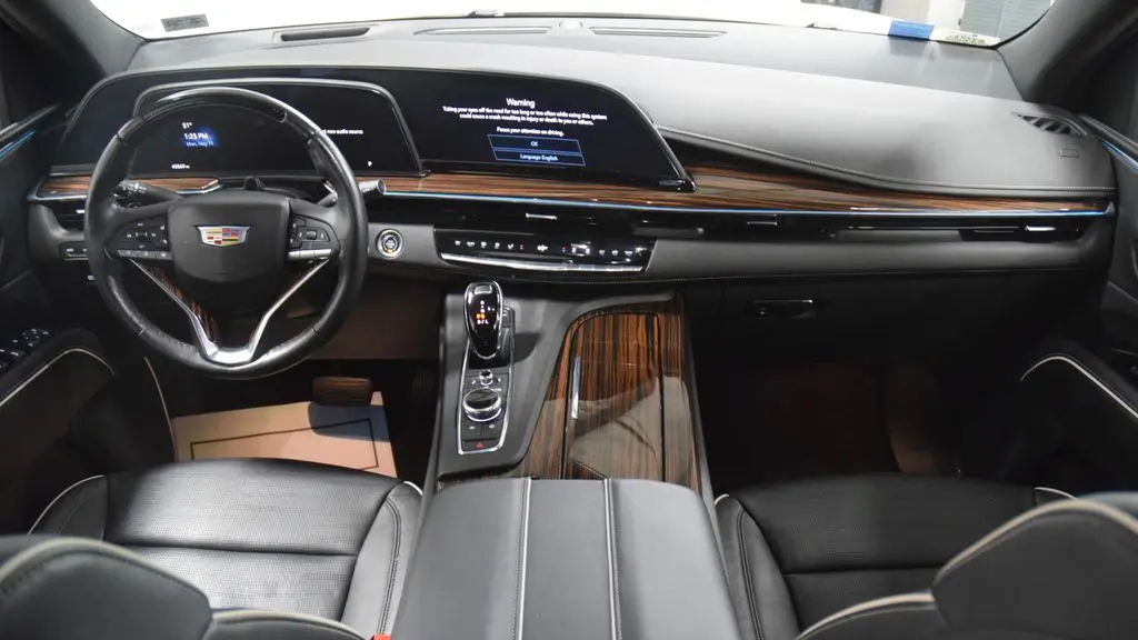 2023 Cadillac Escalade Premium Luxury