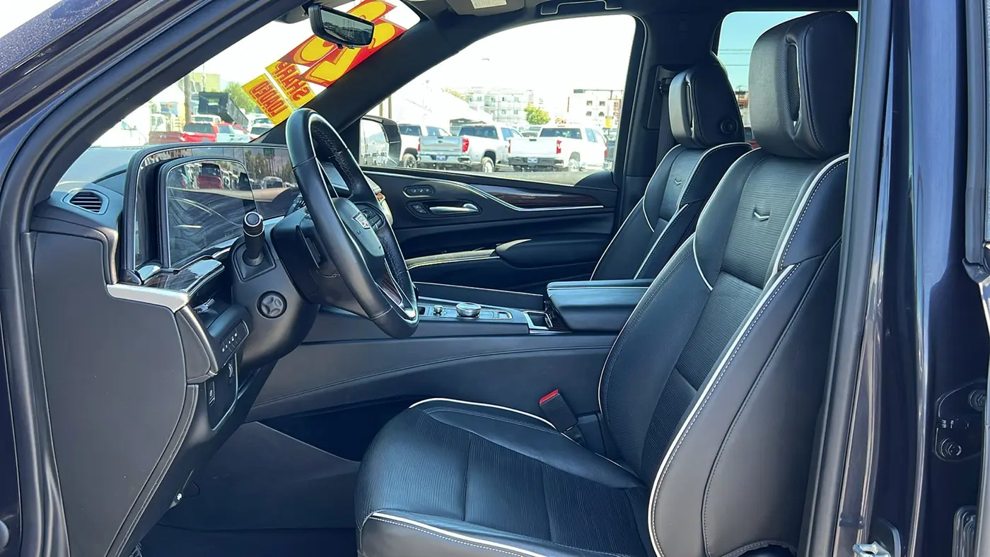 2023 Cadillac Escalade Premium Luxury