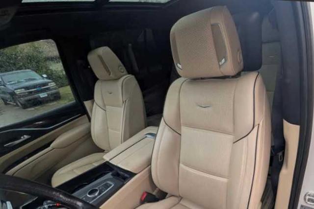 2021 Cadillac Escalade - $58,656