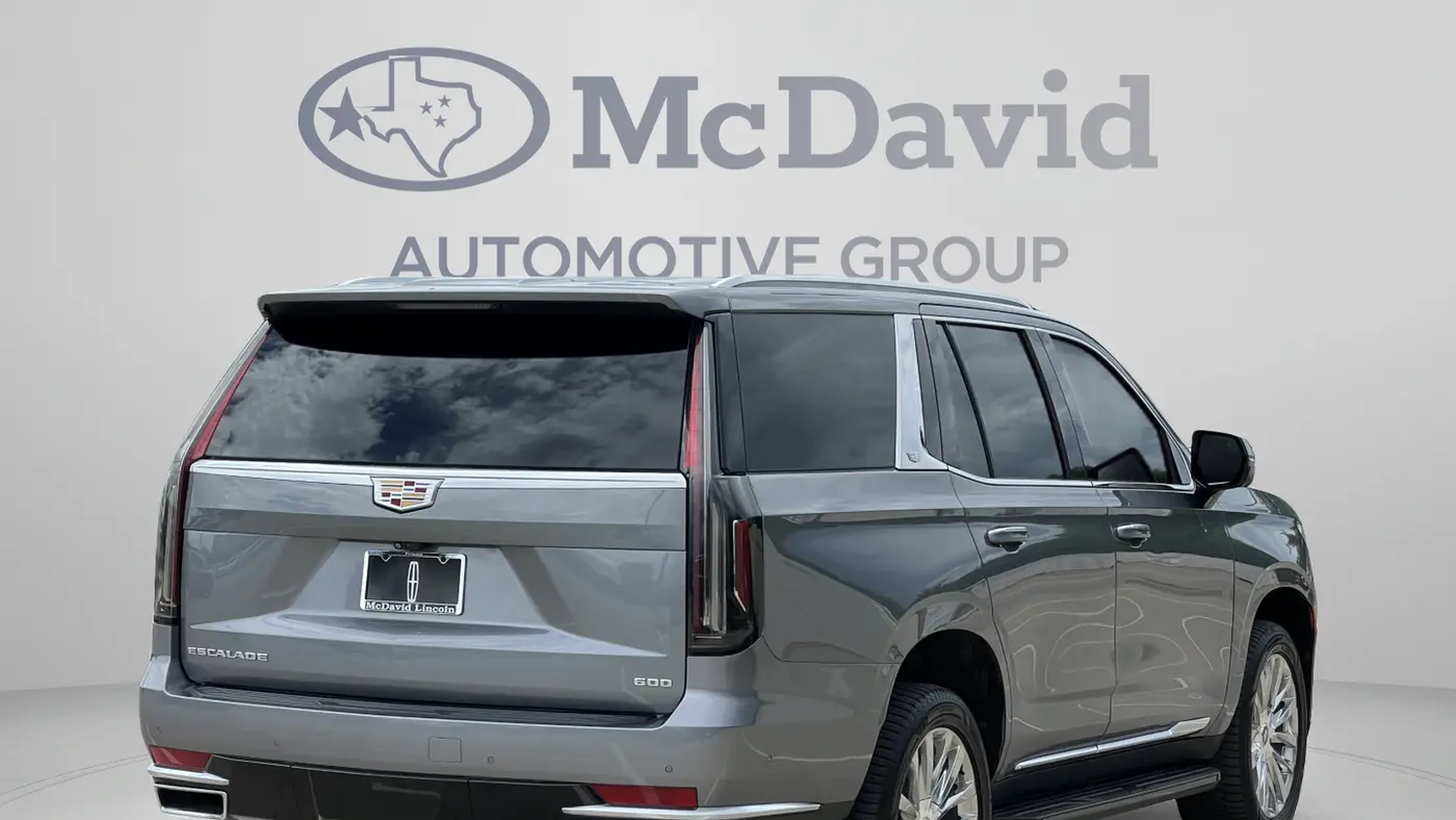 2022 Cadillac Escalade Premium Luxury