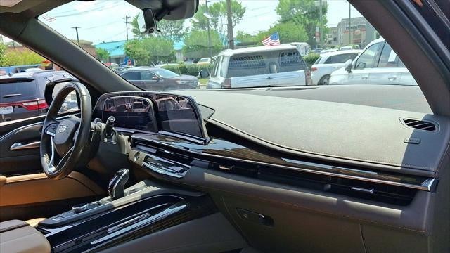 2023 Cadillac Escalade Premium Luxury