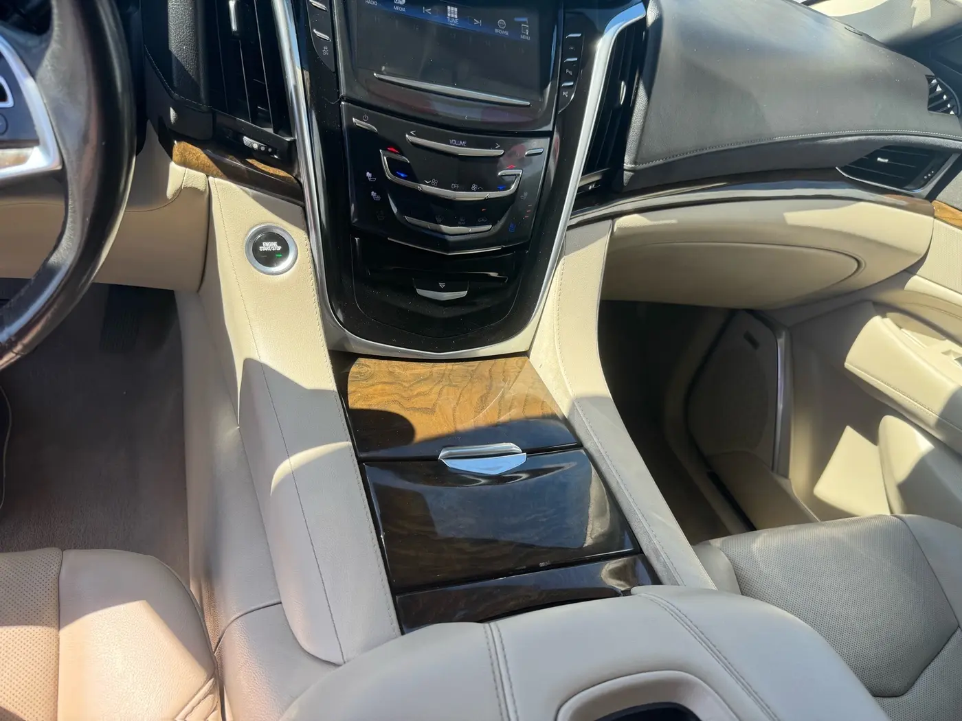 2019 Cadillac Escalade - $33,788