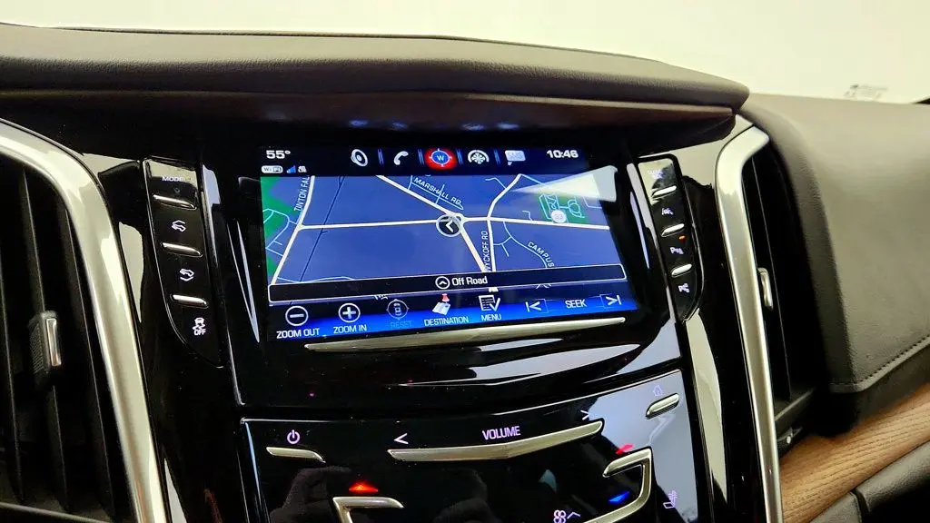 2020 Cadillac Escalade - $35,995