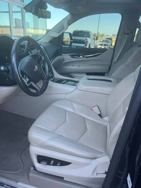 2020 Cadillac Escalade - $38,500