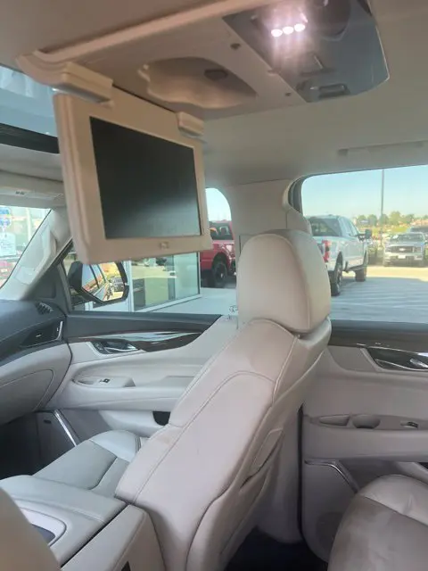 2020 Cadillac Escalade - $38,500