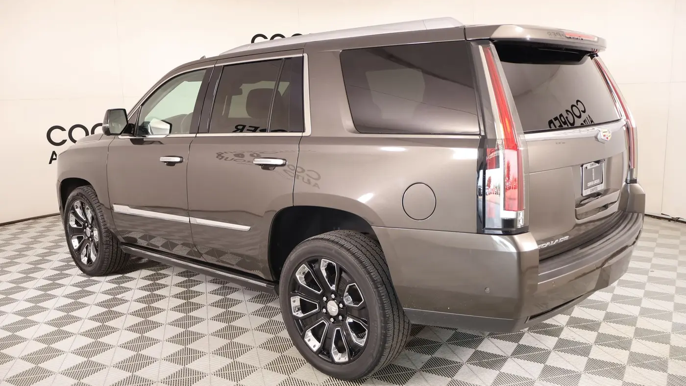 2020 Cadillac Escalade Premium Luxury