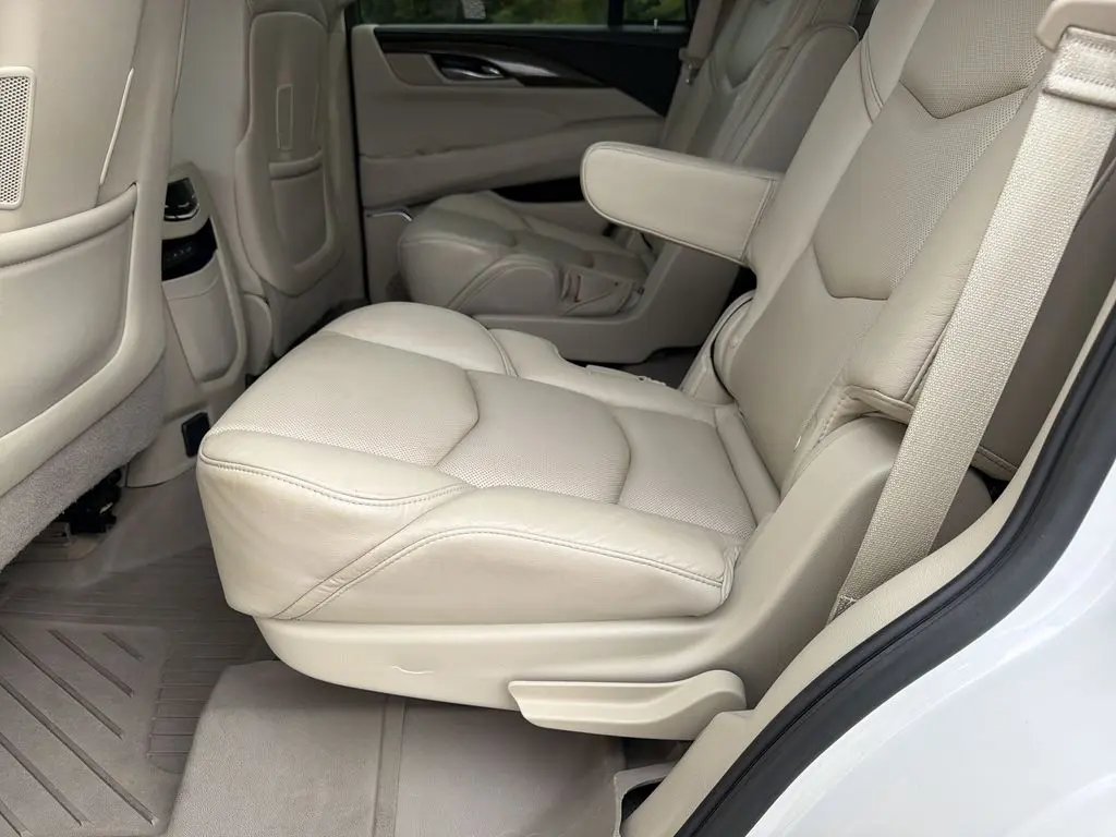 2020 Cadillac Escalade - $32,987