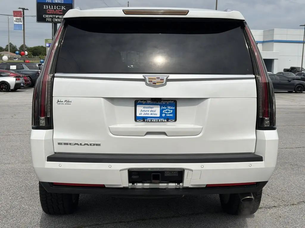 2020 Cadillac Escalade - $32,987