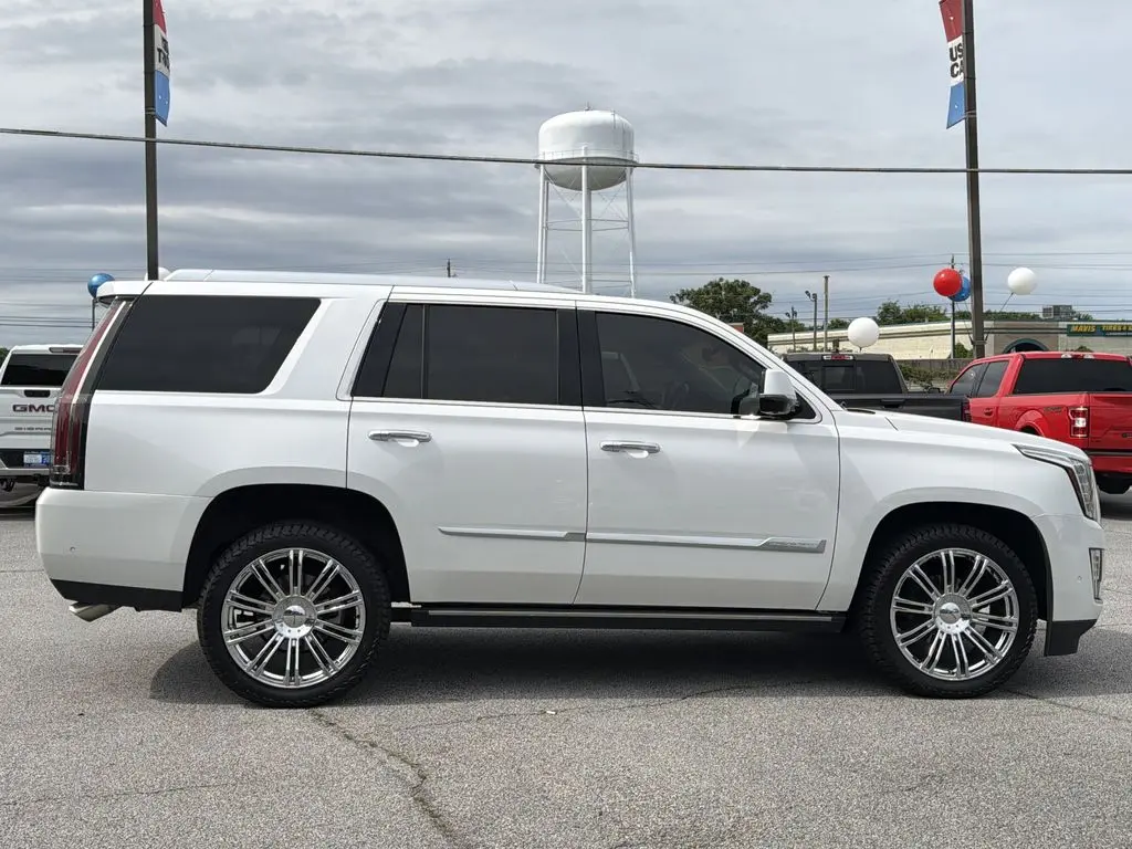 2020 Cadillac Escalade - $32,987
