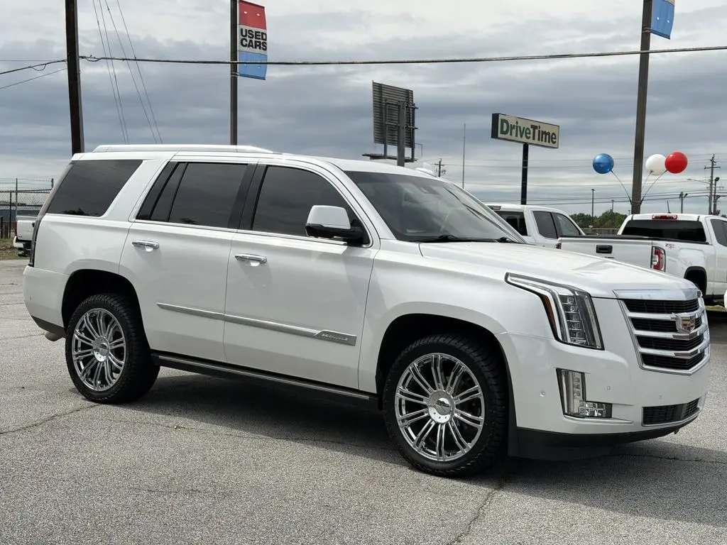 2020 Cadillac Escalade - $32,987