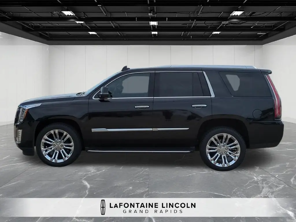 2020 Cadillac Escalade - $28,750