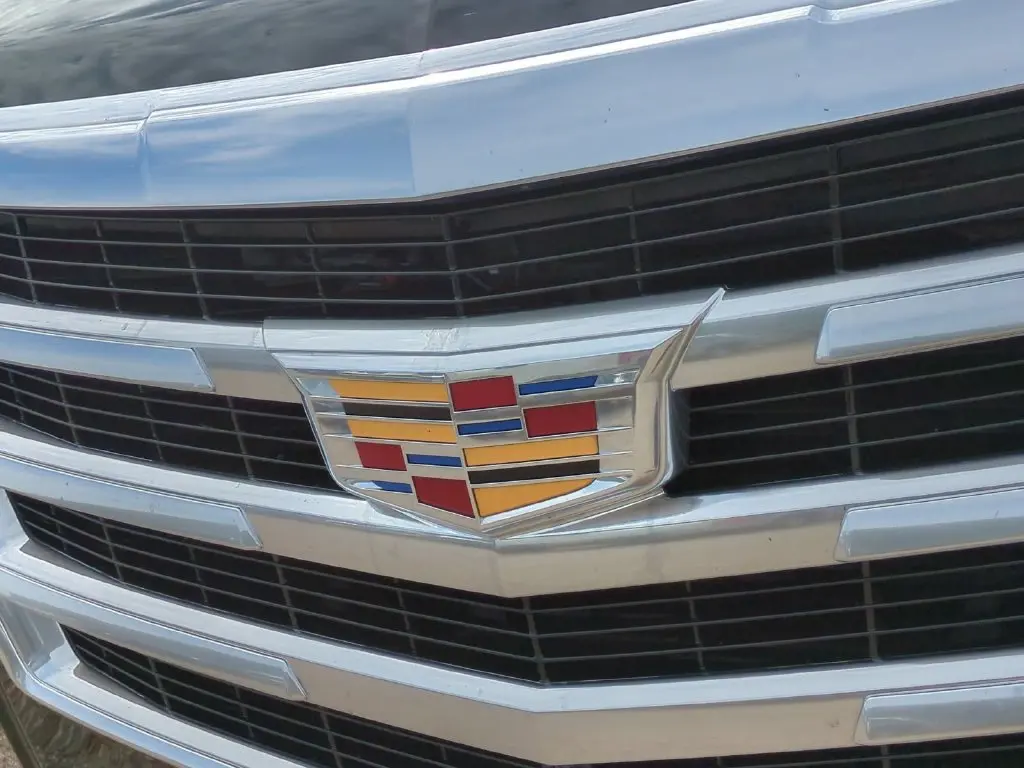 2020 Cadillac Escalade - $28,750