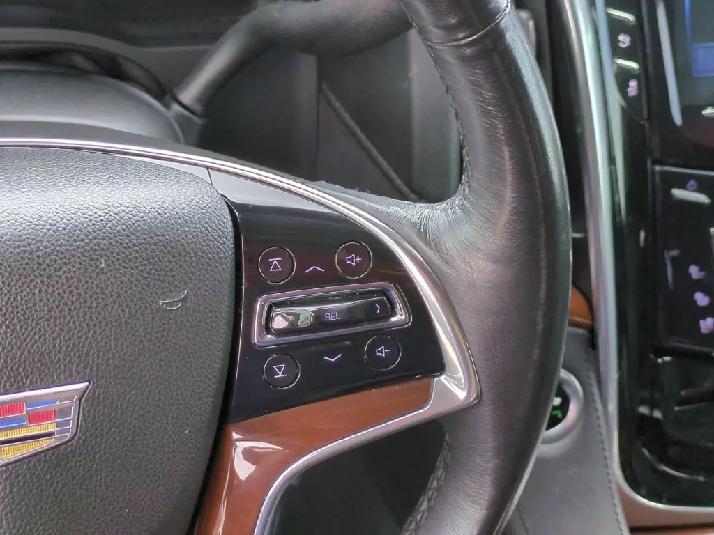 2020 Cadillac Escalade - $28,750