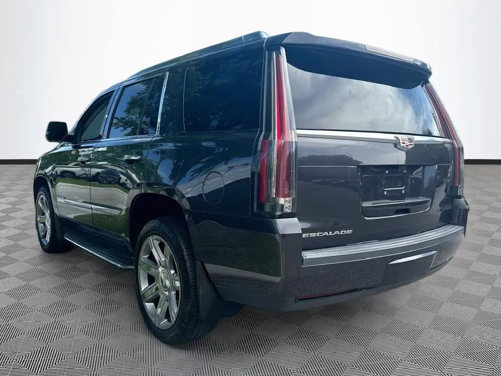 2018 Cadillac Escalade - $31,480