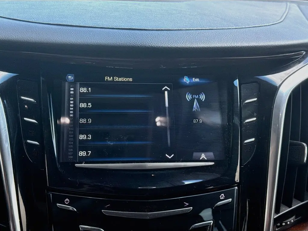 2018 Cadillac Escalade - $31,480