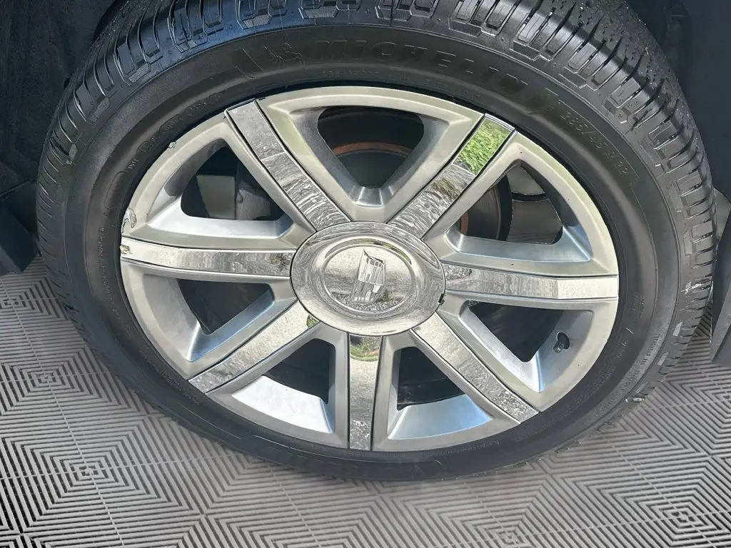2018 Cadillac Escalade - $31,480