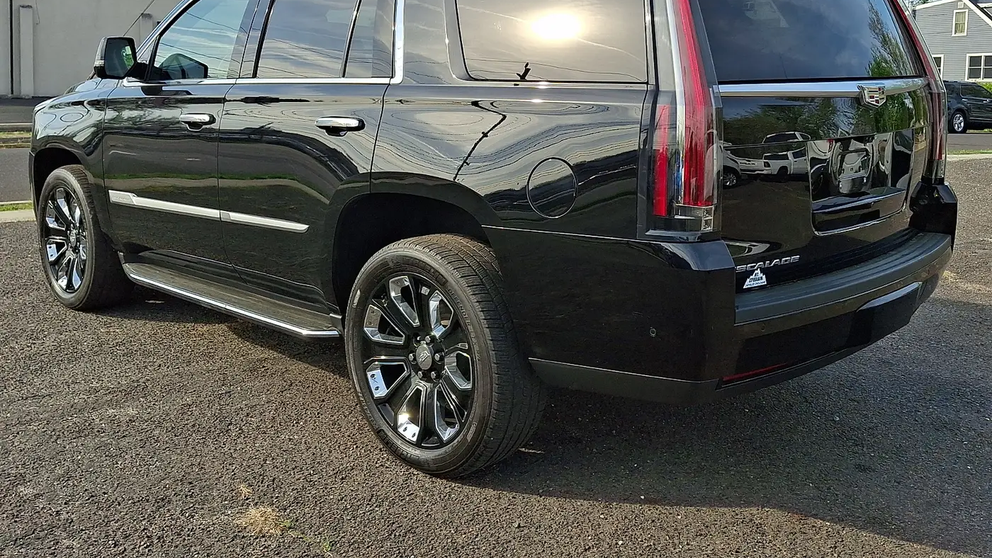 2020 Cadillac Escalade Premium Luxury