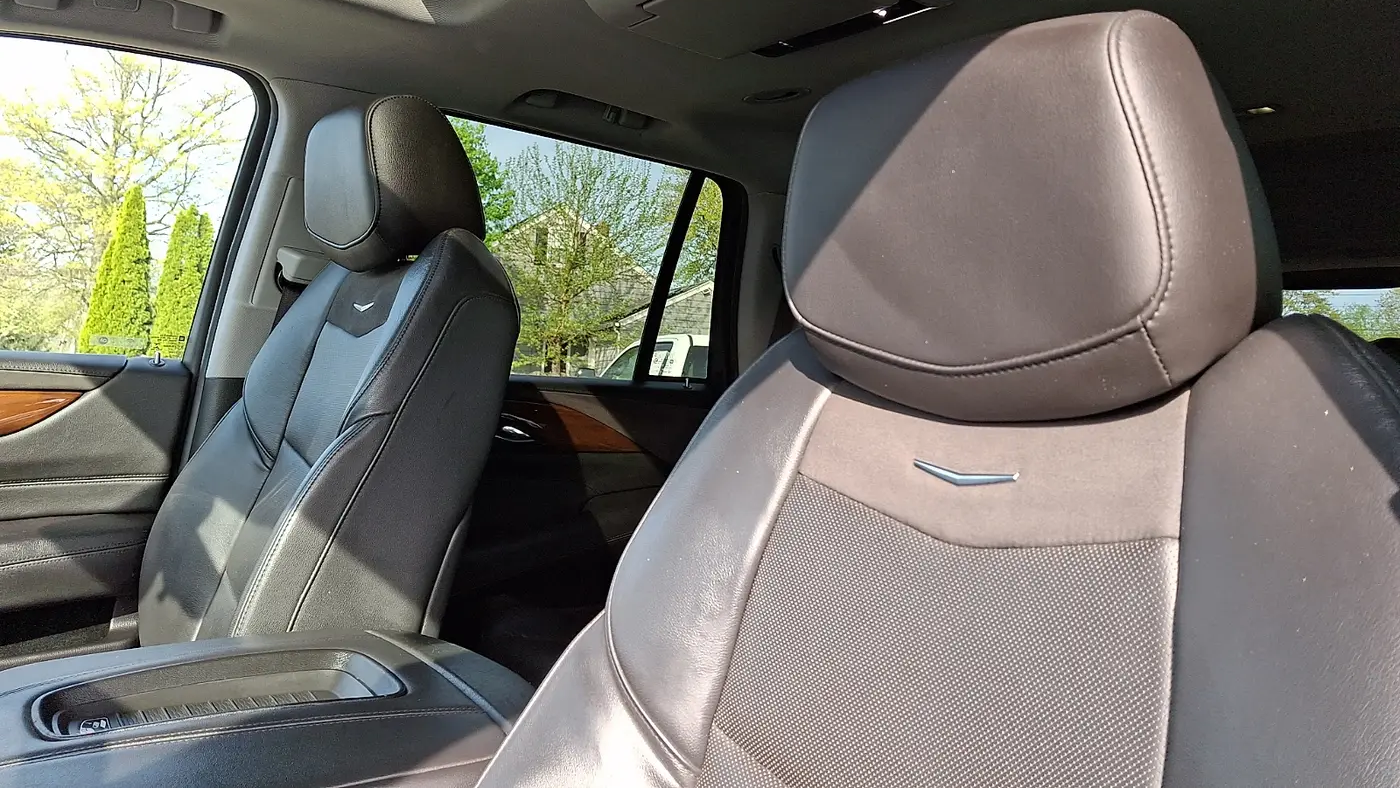 2020 Cadillac Escalade Premium Luxury
