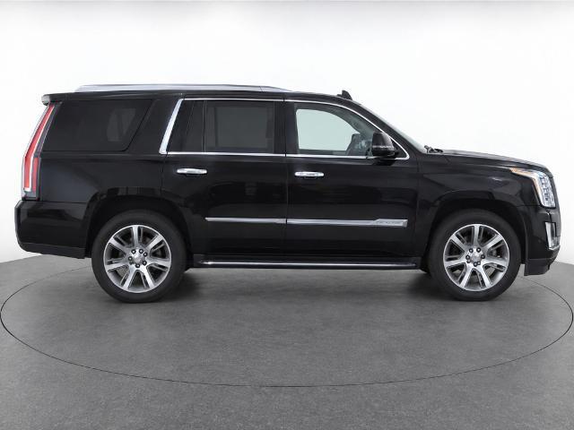 2017 Cadillac Escalade - $22,991