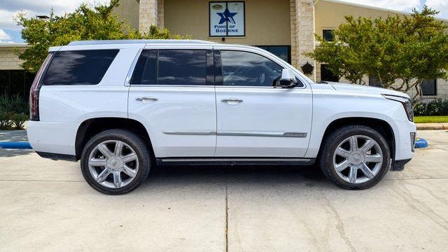 2020 Cadillac Escalade Premium Luxury