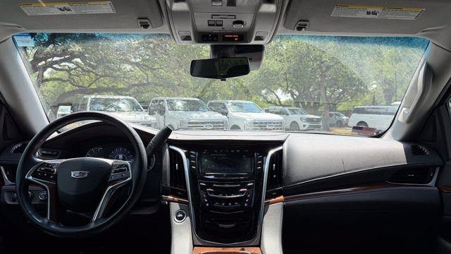 2020 Cadillac Escalade Premium Luxury