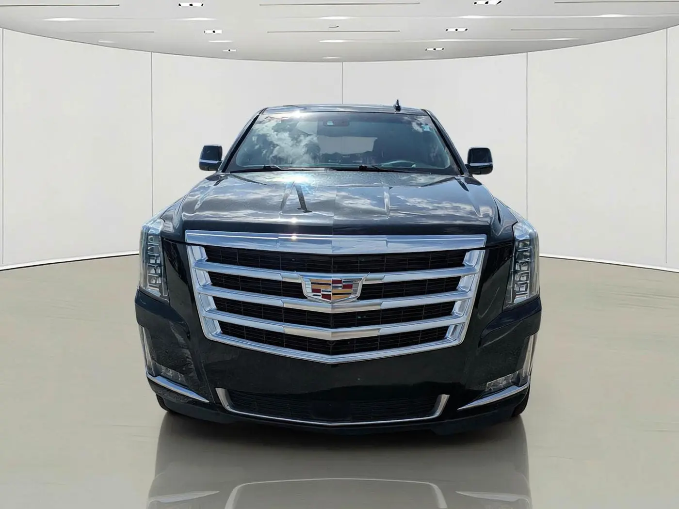 2018 Cadillac Escalade - $31,317