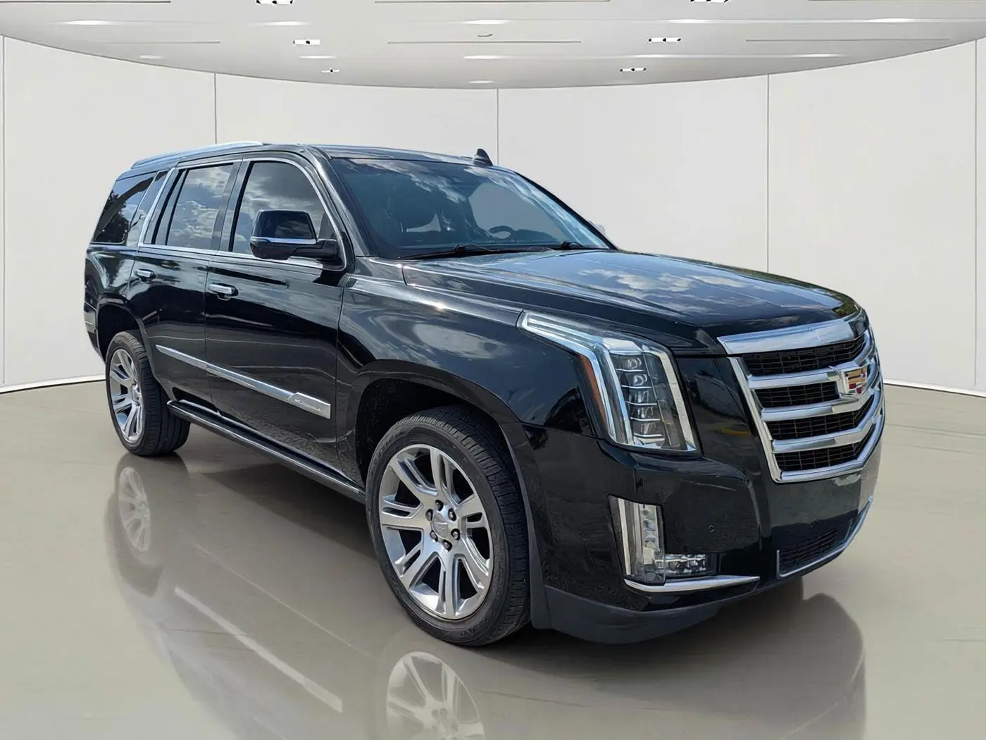 2018 Cadillac Escalade - $31,317