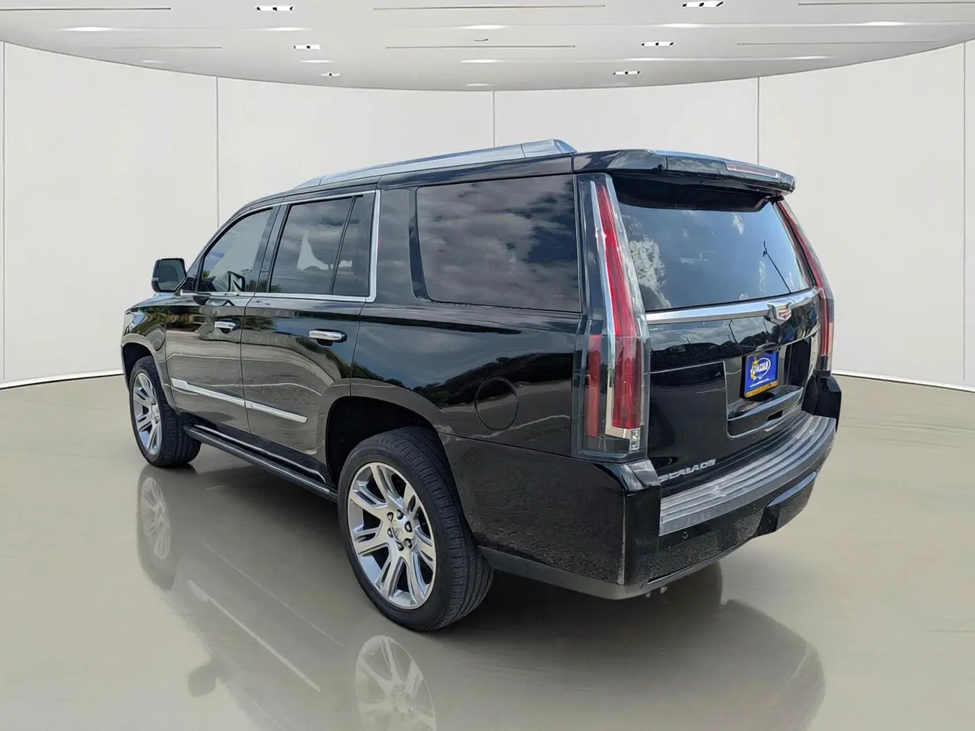 2018 Cadillac Escalade - $31,317